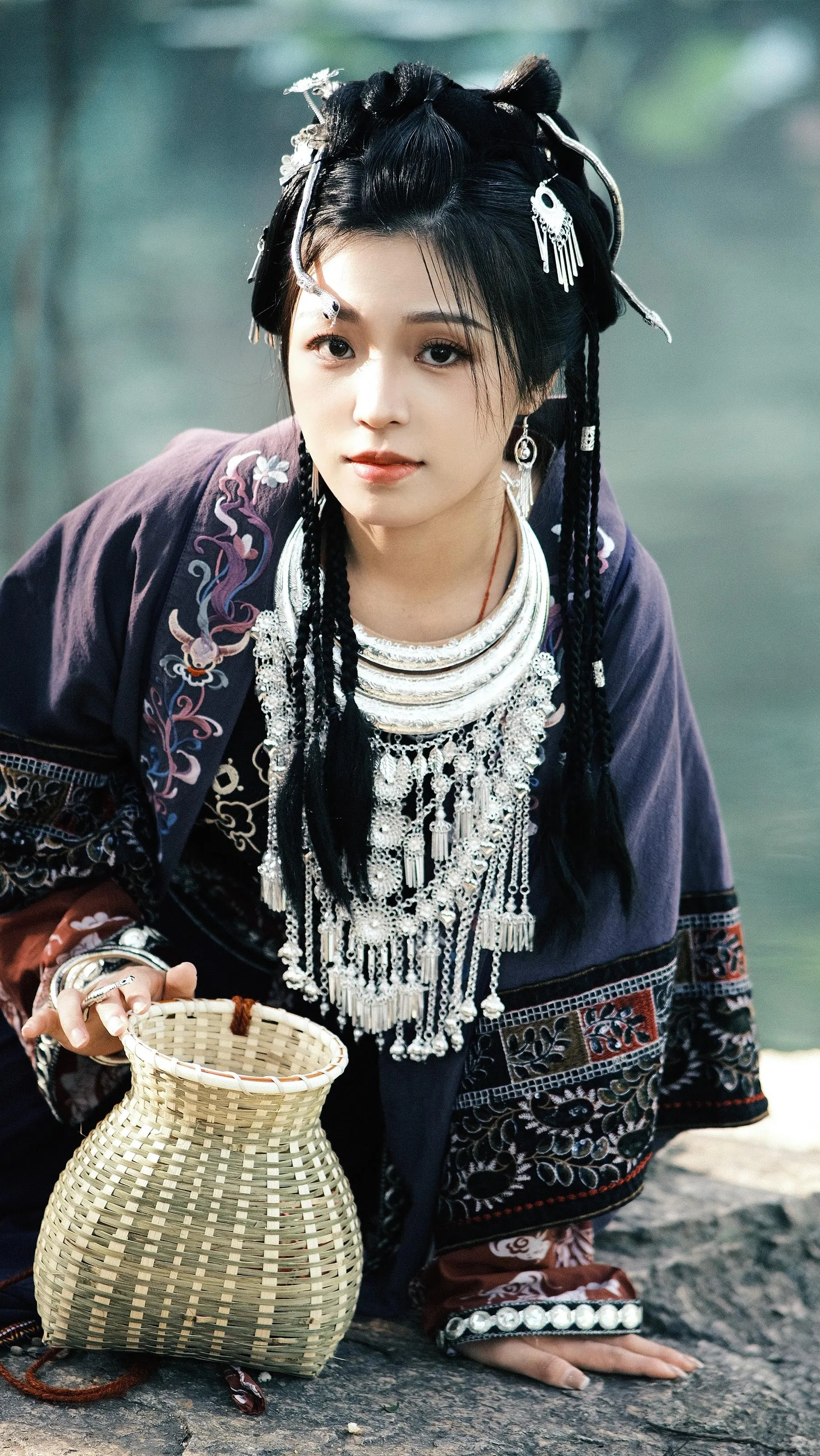 [YITUYU艺图语]2022.07.08 苗家姑娘 proyhine [28P]插图3